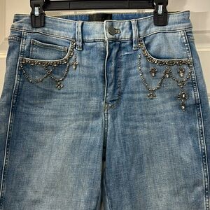 White House Black Market Size 8 Skinny Jeans